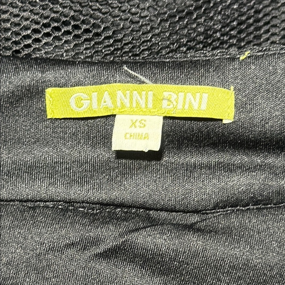 Gianni Bini Embroidered Skirt - Picture 5 of 6
